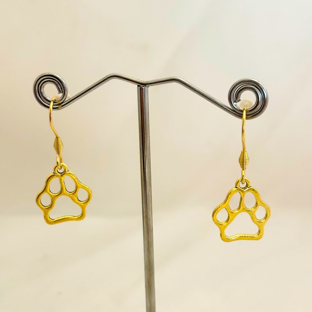 Dog paw gold plated hook dangle earrings neutral plain women’s pet puppy - Picture 2 of 4